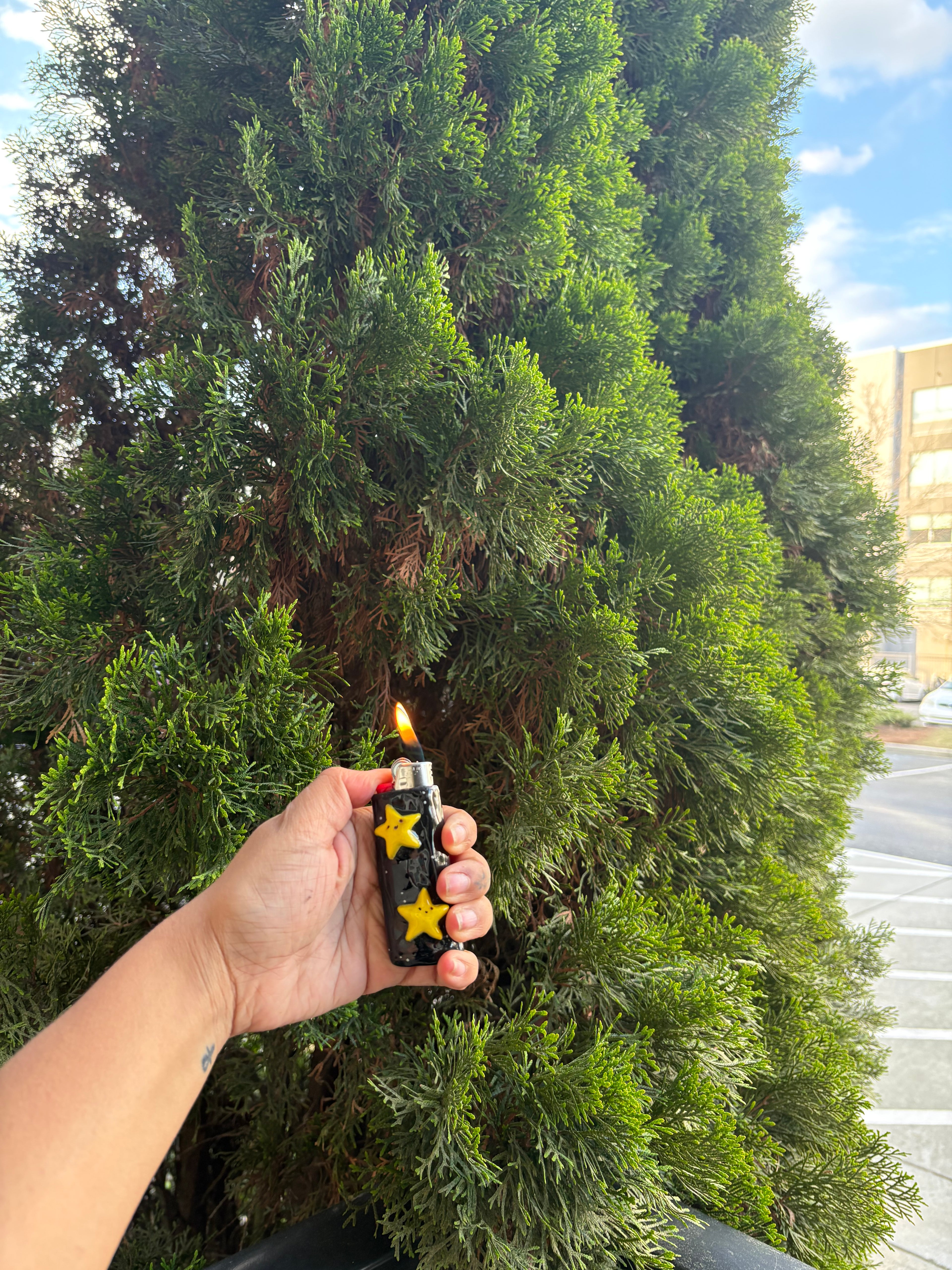 Happy Stars ⭐😊 – Handmade Resin Lighter